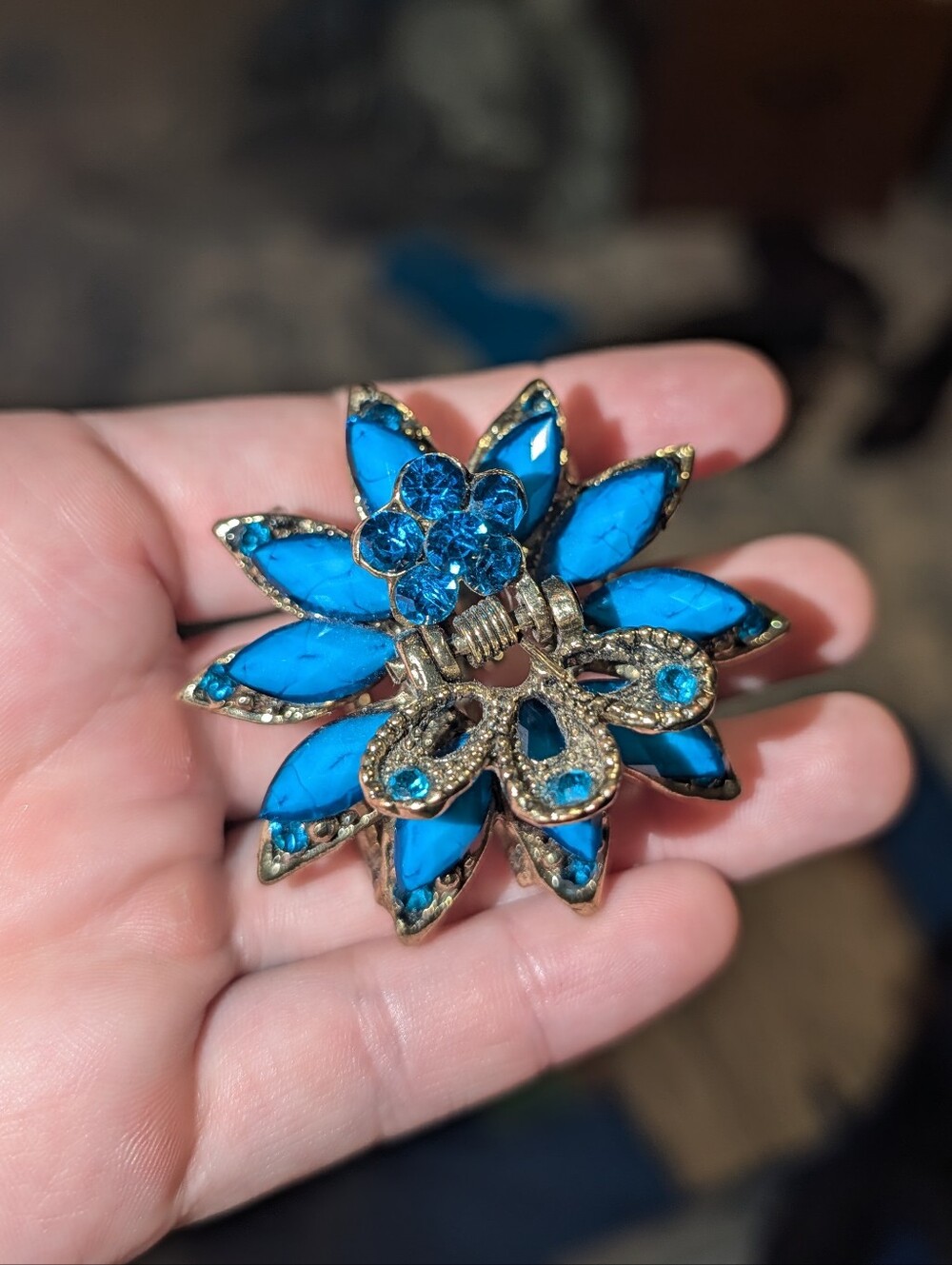 Rhinestone Claw Clip